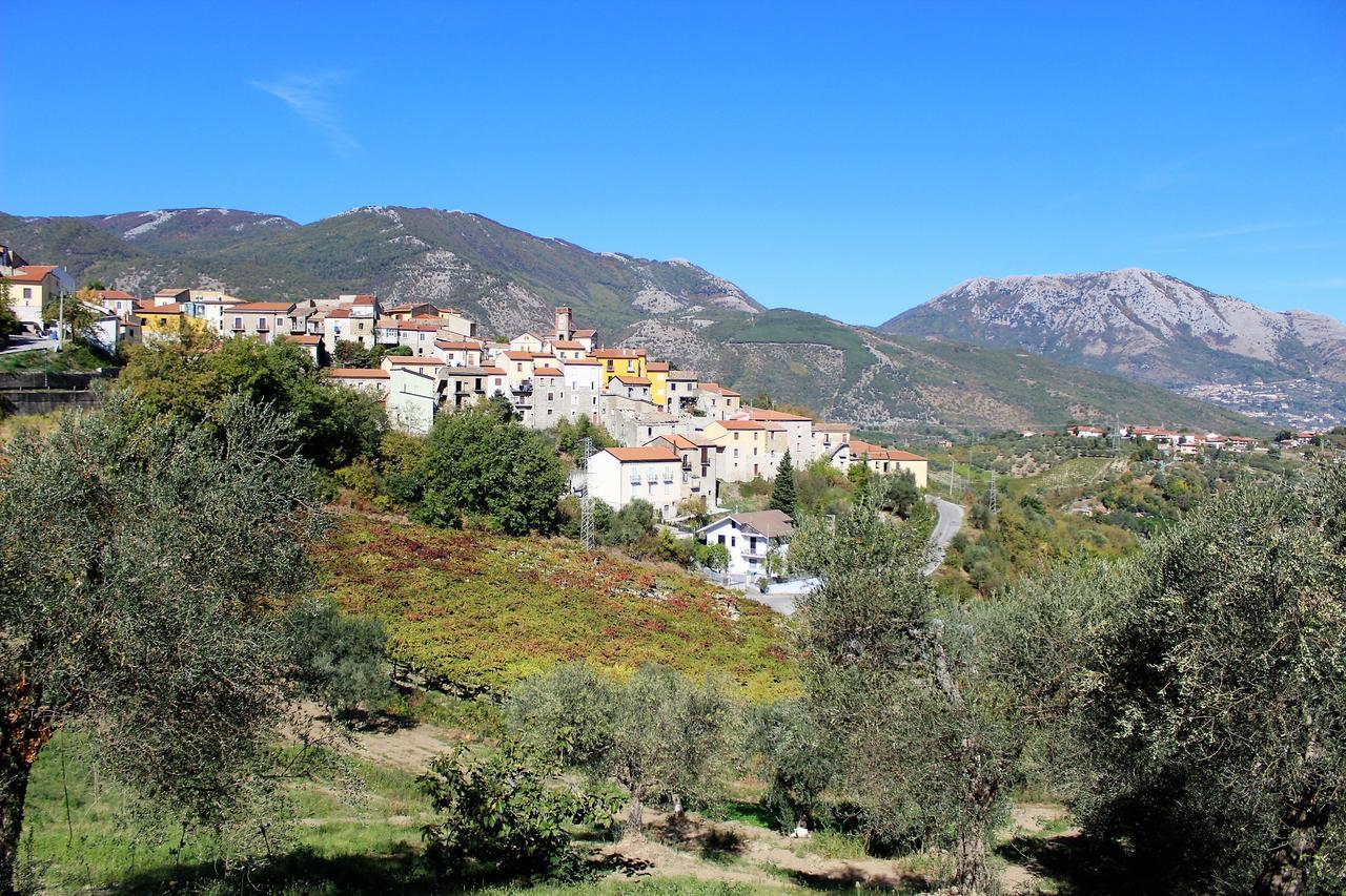 La Chiazzolla Hotel Campoli del Monte Taburno Eksteriør billede